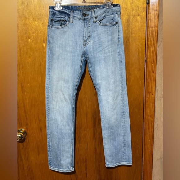 American Eagle Outfitters Young Men’s Core Flex Jeans Size 28x30 Like New - Picture 2 of 11